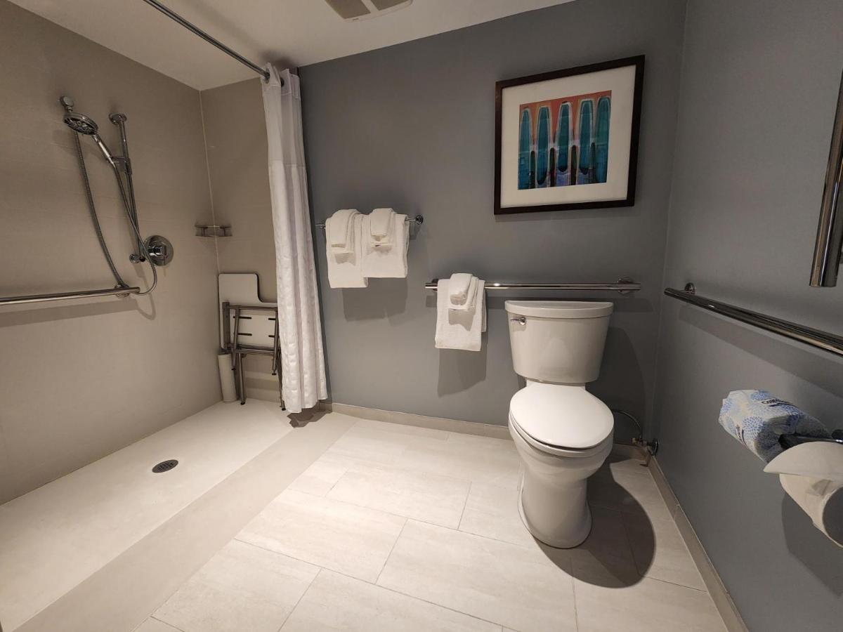Double Room with Two Double Beds, Sofa Bed and Roll-in Shower - Disability Access