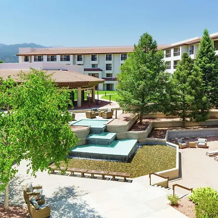 Doubletree By Hilton Colorado Springs-2