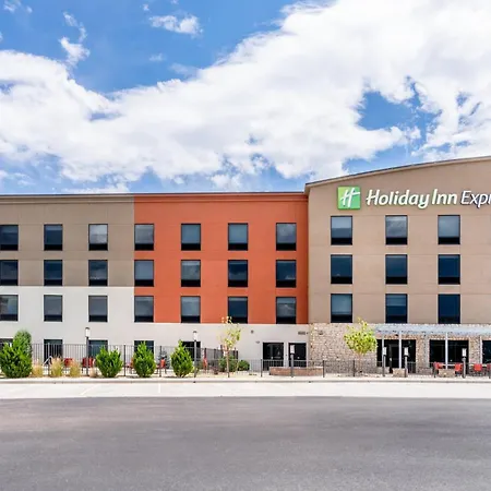 Holiday Inn Express & Suites - Colorado Springs Afa Northgate By Ihg-3