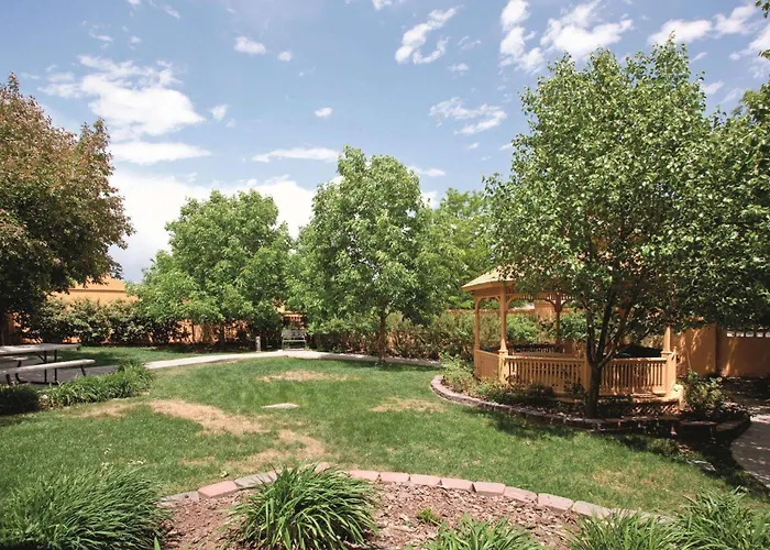 La Quinta By Wyndham Colorado Springs South Airport Hotel
