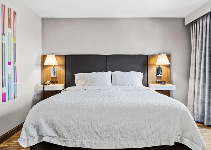 Hampton Inn & Suites Colorado Springs-Air Force Academy/I-25 North Gleneagle
