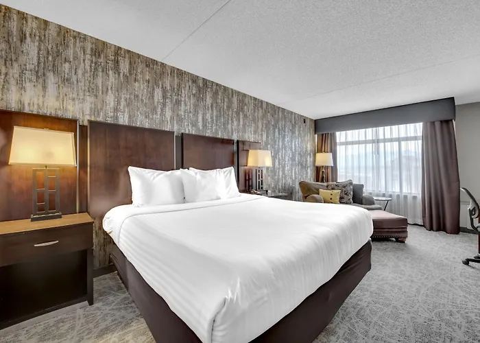 The Academy Hotel Colorado Springs