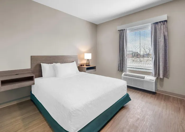 Echo Suites Extended Stay By Wyndham Colorado Springs Airport